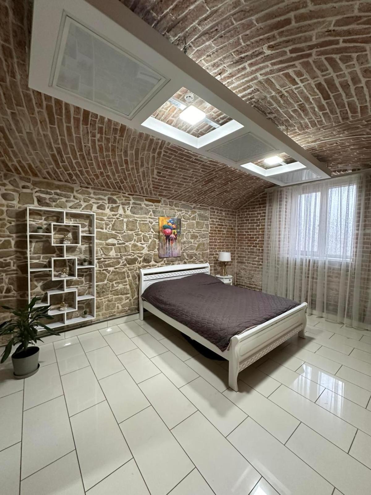 2Х Кім-Й Loft На Площі Філармонії By Willox Daire Çernivtsi Dış mekan fotoğraf